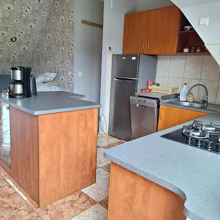 Dom Nad Jeziorem Apartment