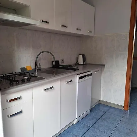 Διαμέρισμα Dom Nad Jeziorem *