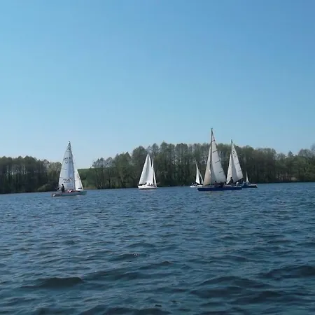 Dom Nad Jeziorem Διαμέρισμα